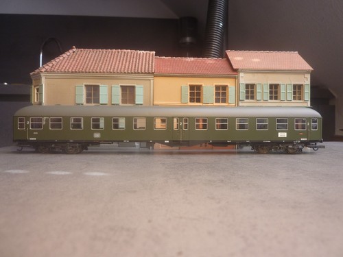 Roco mitteleinstiegwagen - mitteleinstiegwagen, ii