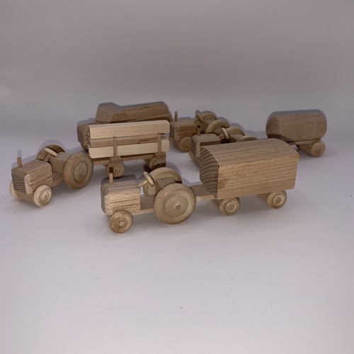 Holzspielzeug mini traktor - holzspielzeug, mini-traktor
