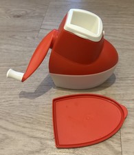 Tupperware Mahl Chef Käsereibe Multireibe rot