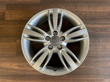 1x Audi Q3 8U 8U1 Alufelge 6,5J x 17 Zoll ET33 8U0601025E 5x112 F3651