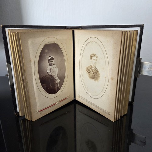 Altes fotoalbum aus - altes,