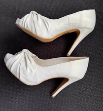 Chillany Peep-Toe Pumps Gr. 38