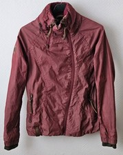 Bordeauxrote Wachsjacke