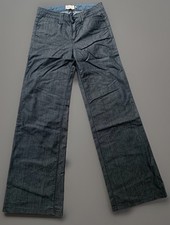 Paige Holmby Hills, Damen