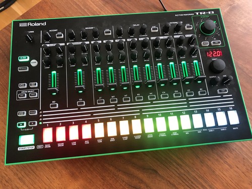 Roland rhythm performer - tr-8,