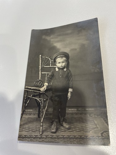 Alte fotopostkarte junge - alte,