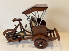 Asiatische Miniatur Rikscha Holz Fahrrad Braun