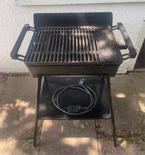 Tisch- und Terrassengrill AEG TG 100 elektrisch mit Grilltisch