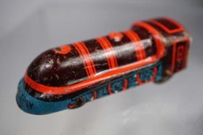 Kleine pennytoy lokomotive - pennytoy,