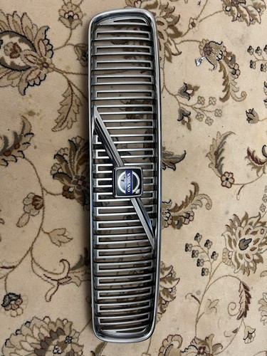 Volvo kühlergrill chrom v50 - chrom,