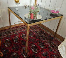 geplegter alter Vintage Beistelltisch von Oma 60x60