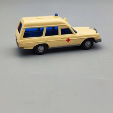 Wiking H0 Mercedes 200 /8 strich 8 BINZ Krankenwagen DRK RTW Modellauto  1:87