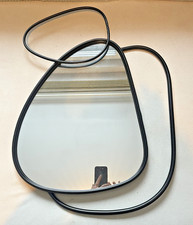 Asymmetrischer Wandspiegel Spiegel 67x50 cm organische Form Metallrahmen schwarz