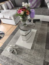 Weißer Glas Cautsch Tisch 1.10 mal 60brie Cm