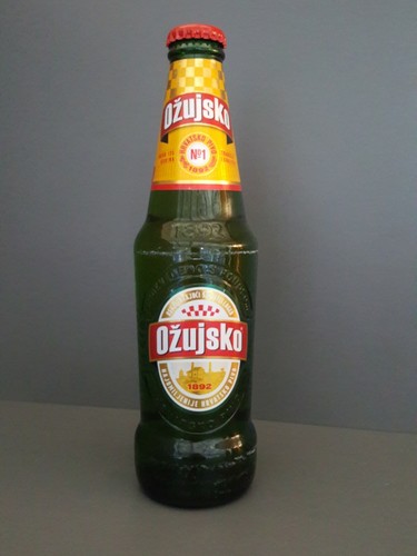 Flaschen ozujsko pivo bier - flaschen,