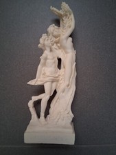 Wunderschöne Figur Kunststein Alabaster?  Höhe 22cm