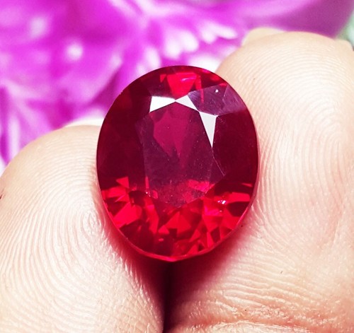 Natürlicher roter rubin oval - natürlicher,