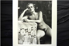 Stell-Es-Auf! HELMUT NEWTON