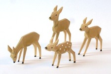 Rehe geschnitzt, geschnitzte
