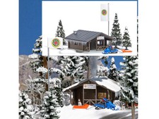 Busch 1086 Bergwacht Set Berghütte Schneetannen Motorschlitten H0 1:87 Neu