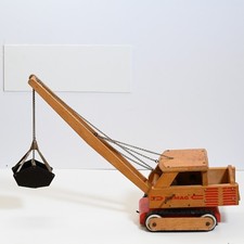 Holzspielzeug Demag Kran