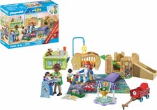 PLAYMOBIL Krabbelgruppe Set mit Babys, Spielturm Rutsche & Zubehör, ab 4 Jahren