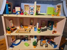 Playmobil 5303 Dollhaus, Romantisches Puppenhaus mit Einrichtung + Zubehör