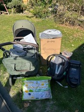 -Kinderwagen Joolz , Ceybex -Maxi Cosi mit Andog- Station (Auto), Manduca Trage