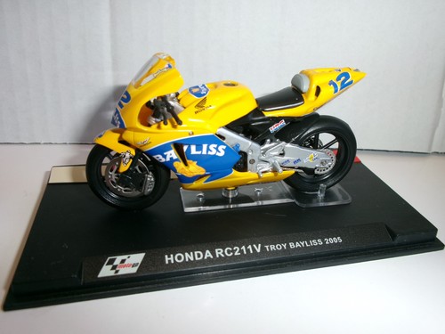 Troy bayliss honda rc211v - bayliss, #12