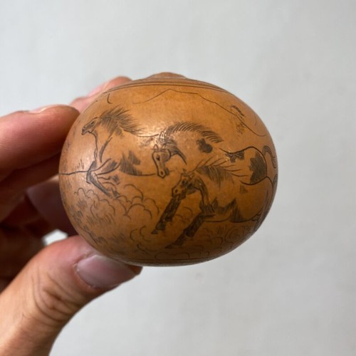 Calabash with fine carvings - with,