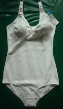 x238 Naturana Body Miederbody