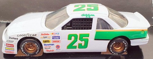 Racing champions scale - racing,