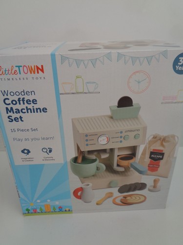 Little town aldi - little,