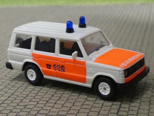 Rietze mitsubishi pajero - 1/87,