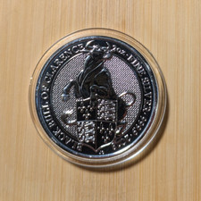 Queens Beasts Black Bull of