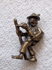 Ü-Ei Metallfigur Hans im Glück