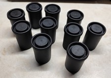 10 alte  schwarze Filmdosen Plastik aus DDR-Zeiten