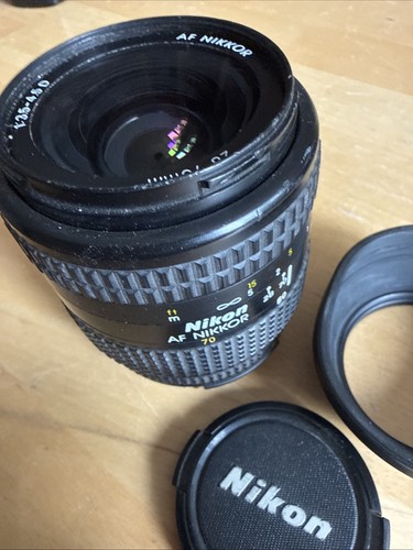 Nikon nikkor 70mm - af,