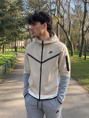 Nike tech fleece - nike, windrunner