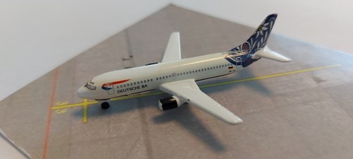 Flugzeugmodell boeing 737 300 - flugzeugmodell,