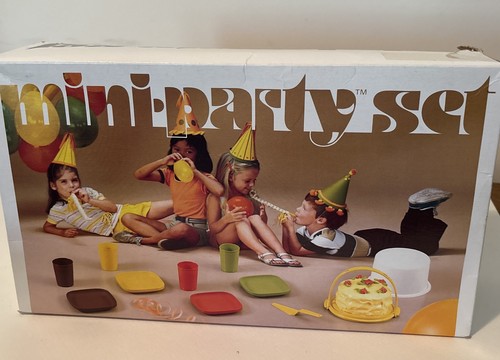 Mini tupperware party set - tupperware,