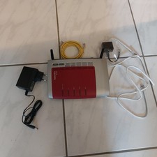 Fritz Box 6360 Kabelmodem, Rot/Silber