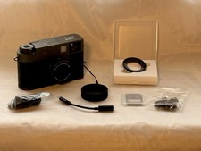 Fujifilm X-Half (X-HF1) Anthrazit - inkl. OVP - wie neu