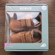 Bobux Jungen Baby Kleinkind Barfußschuhe Größe 20 braun neu im Karton