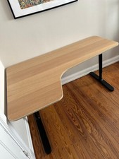 IKEA Schreibtisch Ecktisch - Bekant - Länge 160cm, Tiefe mind.: 50cm, max: 110cm