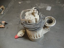 ABS  Pumpe Feuerwehr Tauchpumpe , Jumbo 51 ND DOL,6,8-5,2KW, Q 162m³/h , 25,5 M