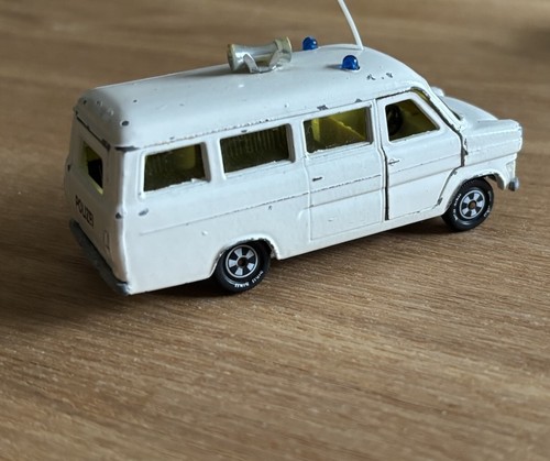 Siku v268 polizei beige ford - v268,