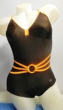 NEU YINGFA  Badeanzug Gr.152