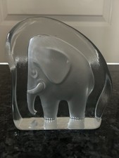 Dekorative schwere Skulptur /