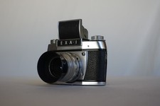 IHAGEE EXA 1 ohne Ösen mit Bereitschaftstassche und Meritar 2,8 50mm